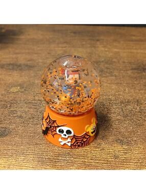Miniature 2.5" Disney Halloween Micky Pirate Snowglobe